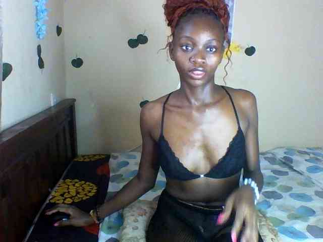 Luna-Noir webcam