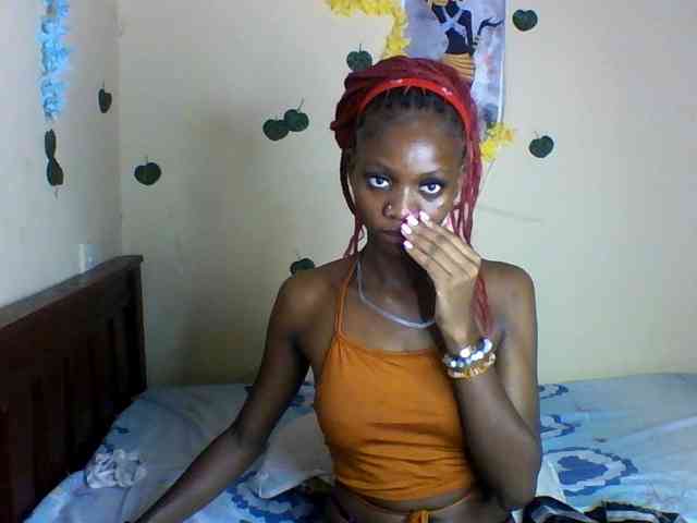 Luna-Noir webcam