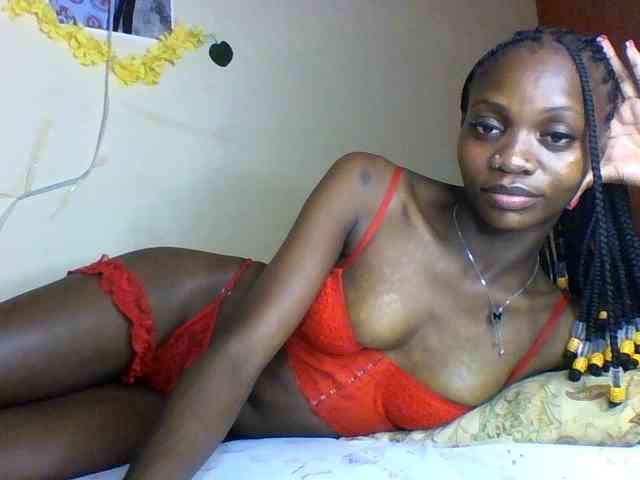 Luna-Noir webcam