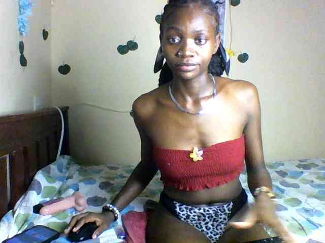 Luna-Noir webcam