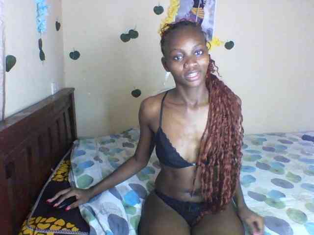 Luna-Noir webcam