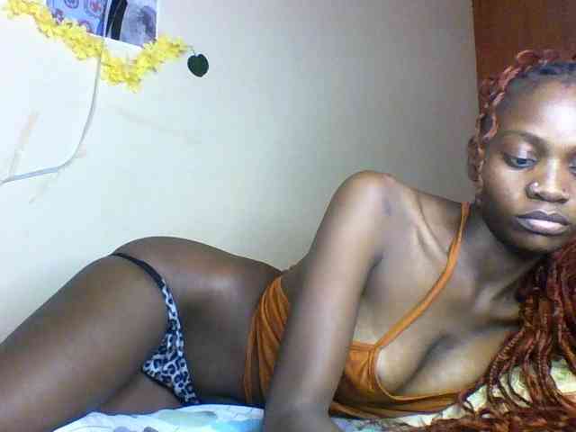 Luna-Noir webcam