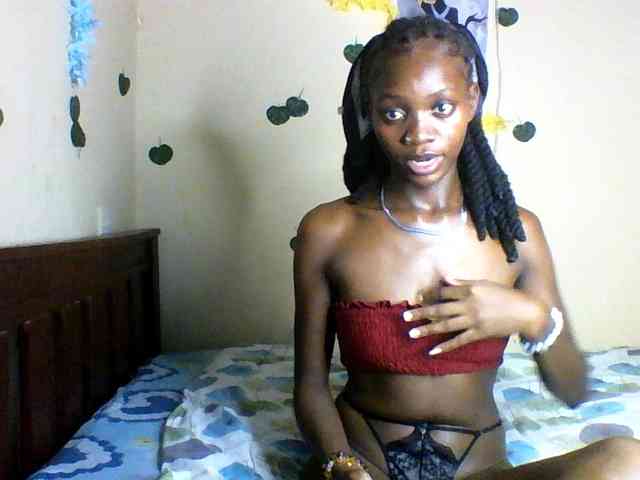 Luna-Noir webcam