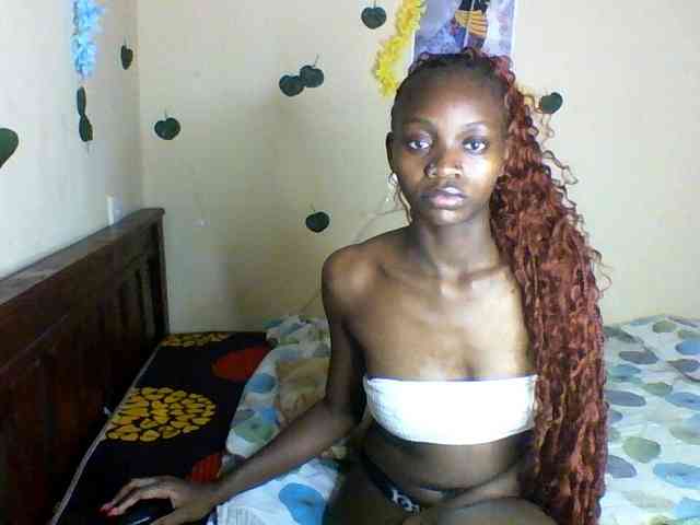 Luna-Noir webcam