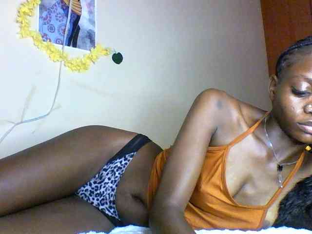 Luna-Noir webcam