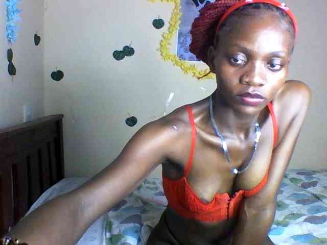 Luna-Noir webcam
