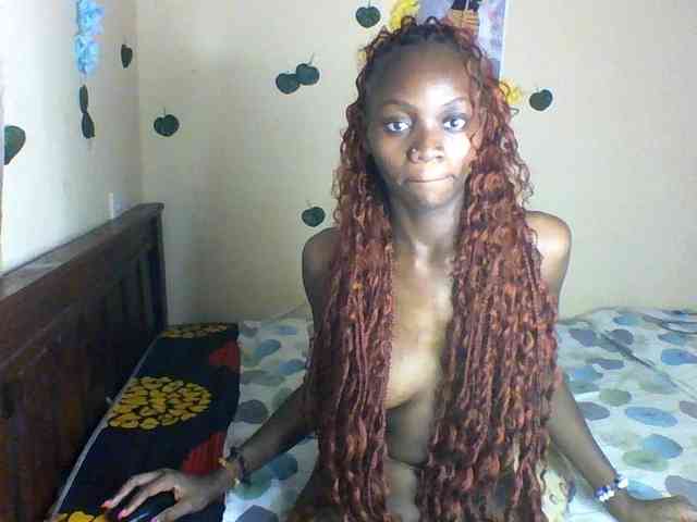 Luna-Noir webcam