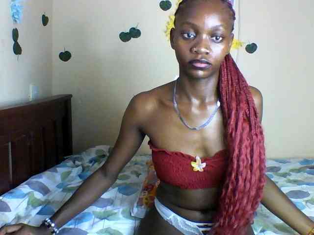 Luna-Noir webcam