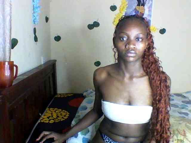 Luna-Noir webcam