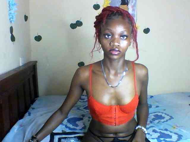Luna-Noir webcam