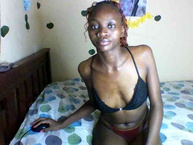 Luna-Noir webcam