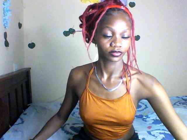 Luna-Noir webcam