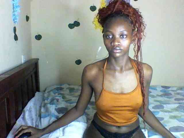 Luna-Noir webcam