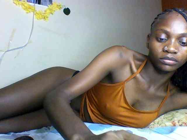 Luna-Noir webcam