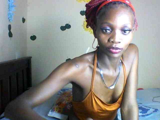 Luna-Noir webcam