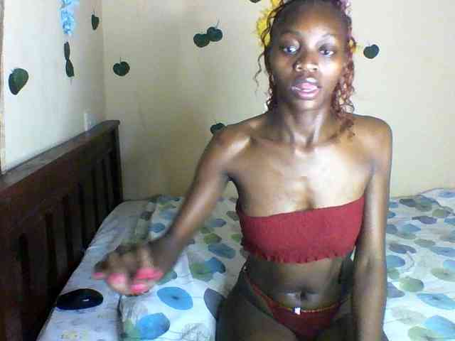 Luna-Noir webcam