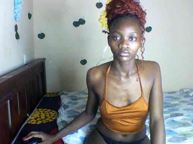 Luna-Noir webcam