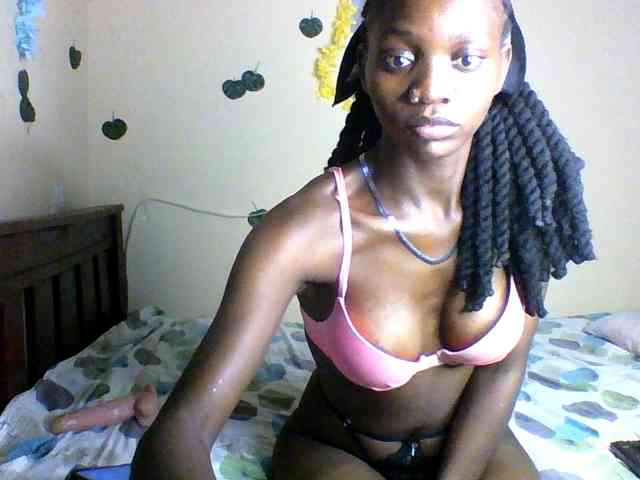 Luna-Noir webcam
