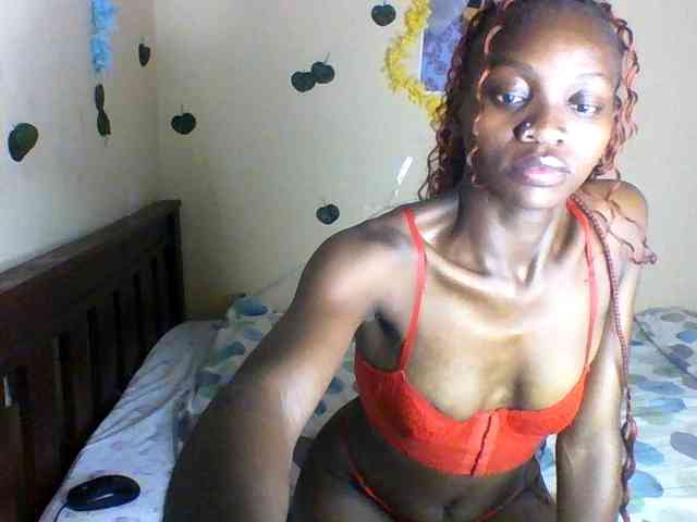 Luna-Noir webcam