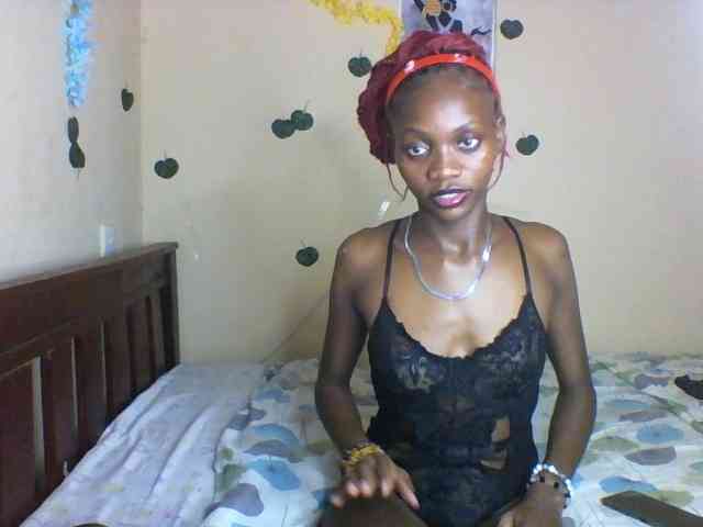 Luna-Noir webcam