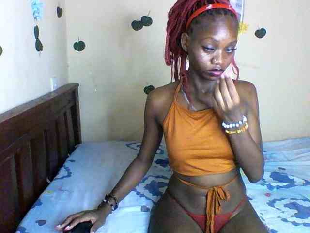 Luna-Noir webcam