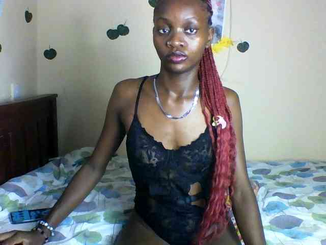 Luna-Noir webcam