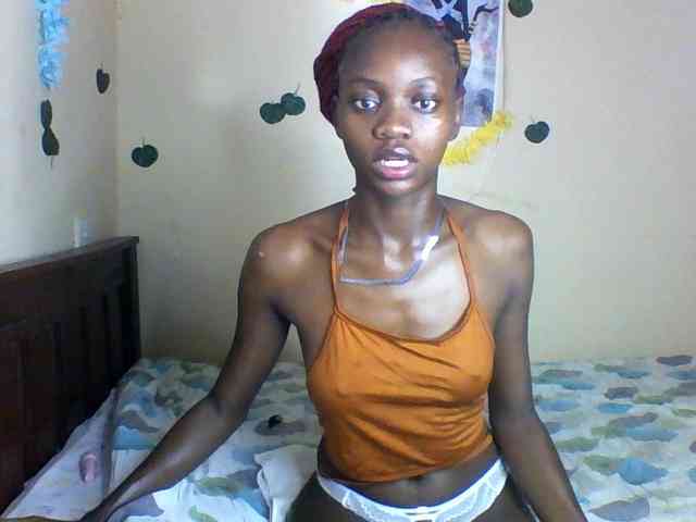 Luna-Noir webcam