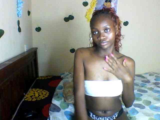 Luna-Noir webcam