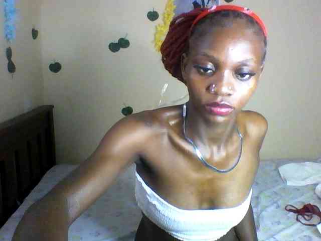 Luna-Noir webcam
