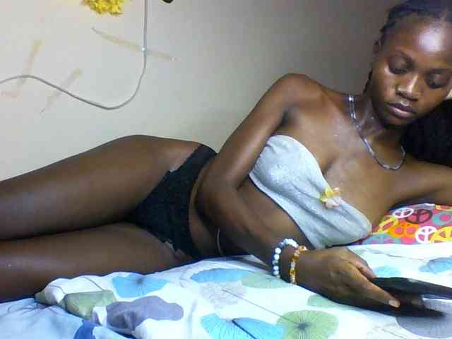 Luna-Noir webcam