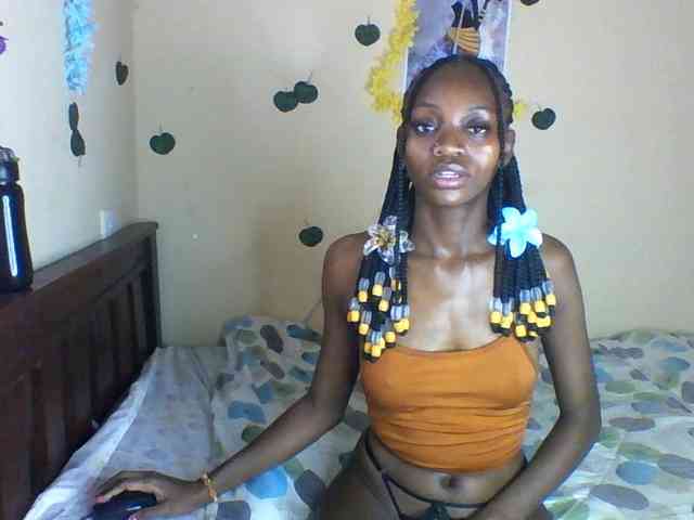 Luna-Noir webcam