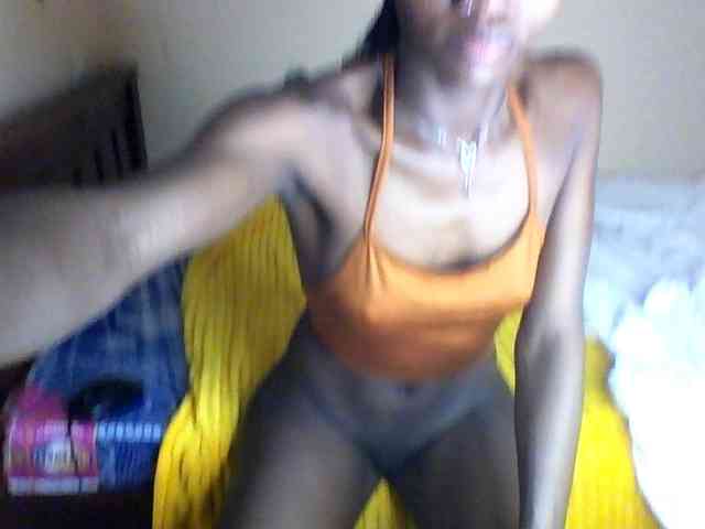 Luna-Noir webcam