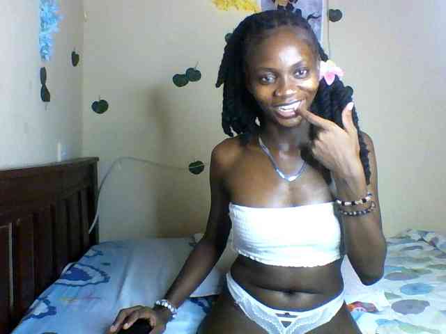 Luna-Noir webcam