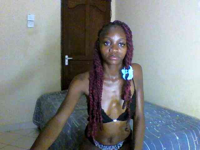 Luna-Noir webcam