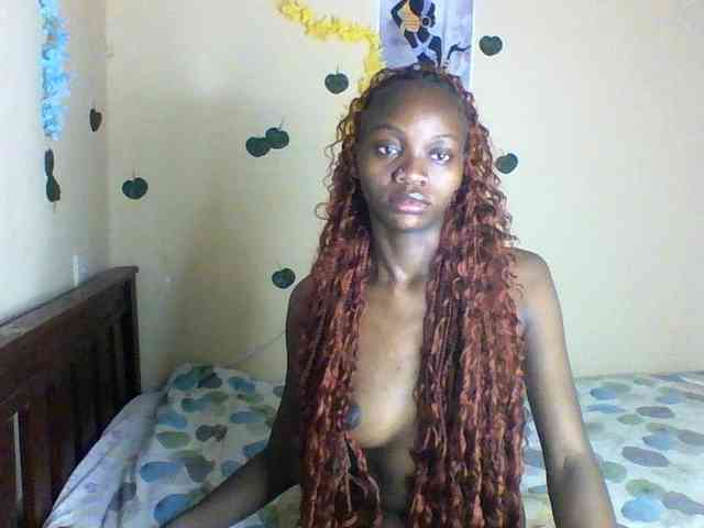 Luna-Noir webcam