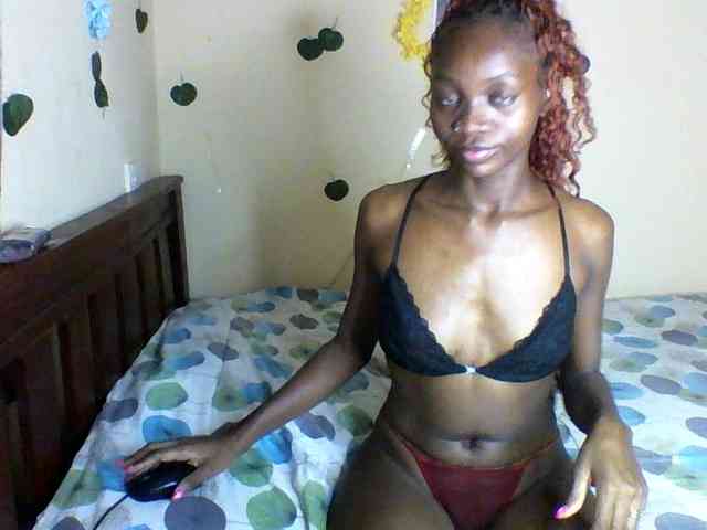 Luna-Noir webcam