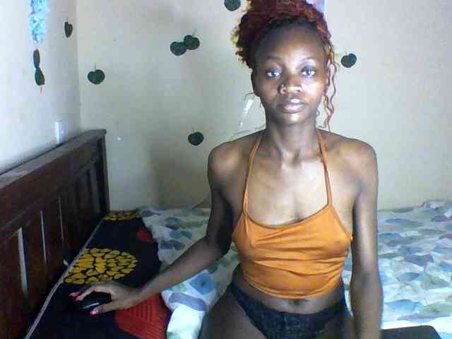 Luna-Noir webcam