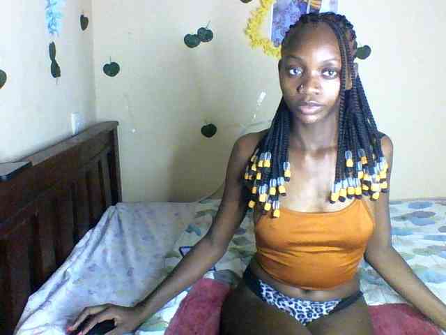 Luna-Noir webcam