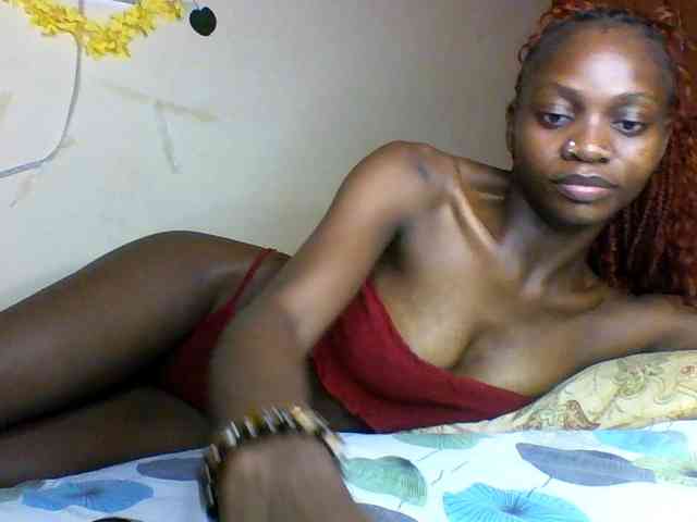 Luna-Noir webcam