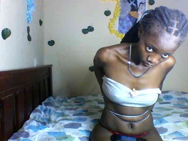 Luna-Noir webcam