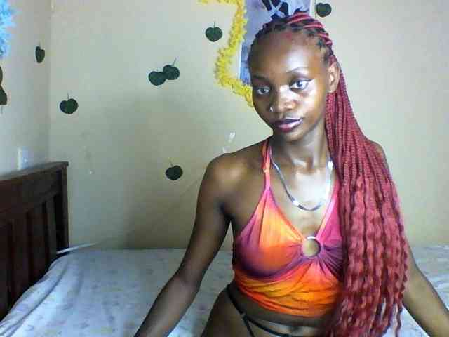 Luna-Noir webcam