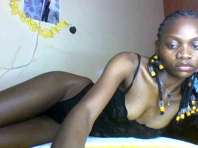 Luna-Noir webcam
