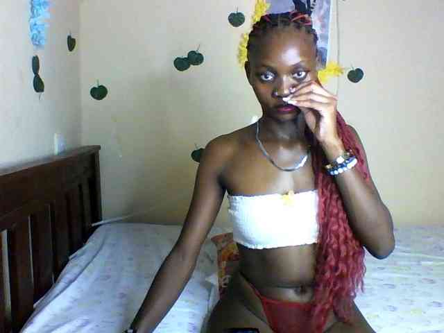 Luna-Noir webcam