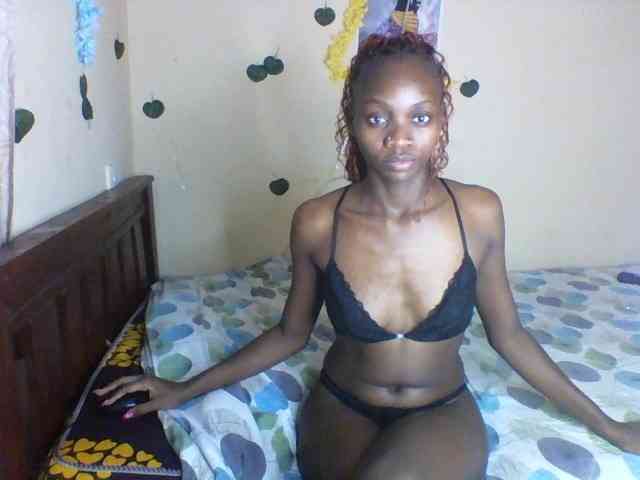 Luna-Noir webcam