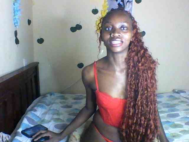 Luna-Noir webcam