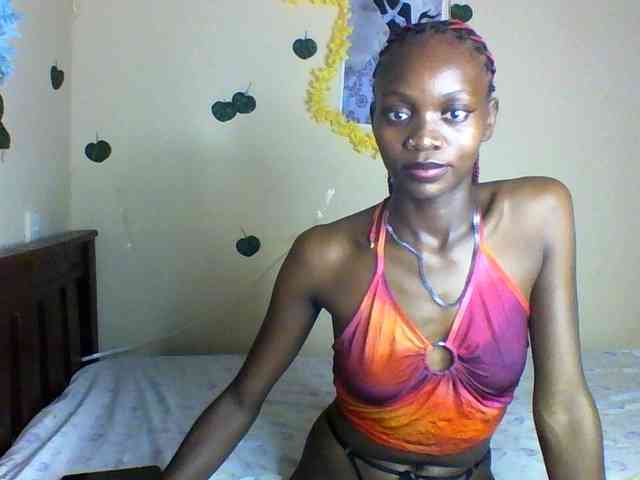 Luna-Noir webcam
