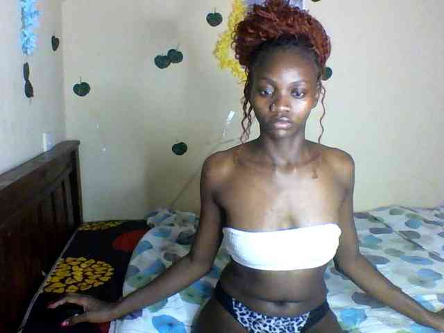 Luna-Noir webcam