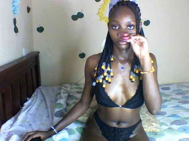 Luna-Noir webcam
