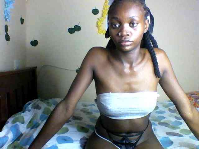 Luna-Noir webcam