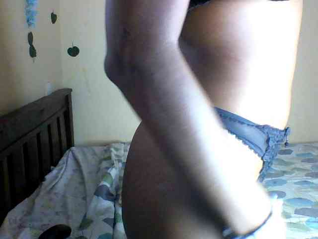 Luna-Noir webcam